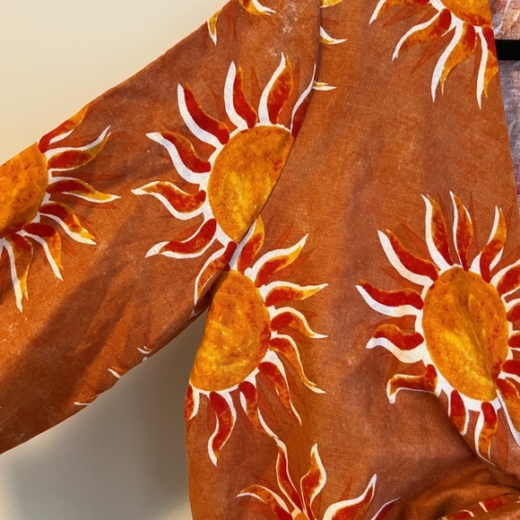 Linen blouse - Picture 3 of 3